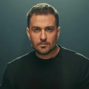 دانلود آهنگ آرشا رادین قلب قرمز